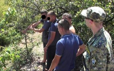 В Крыму турист зарезал любимую после похода и сбросил труп в Долину привидений