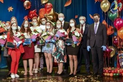В Мурманске подвели итоги традиционного конкурса «Учитель города»
