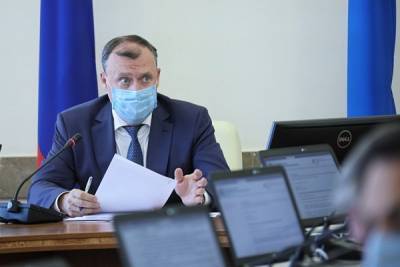 Алексей Орлов - Свердловский вице-губернатор заявил, что новые ограничения не повлияют на экономику региона - nakanune.ru