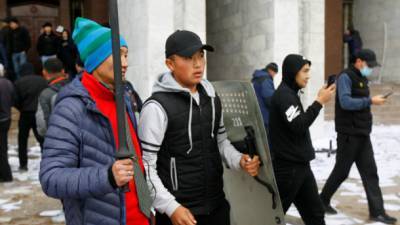 Протесты в Кыргызстане: мэр Бишкека подал в отставку