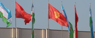 Из-за ситуации в Бишкеке Узбекистан ограничил въезд в страну
