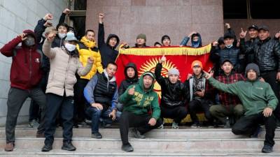 Эксперты разглядели «американский след» в киргизских протестах