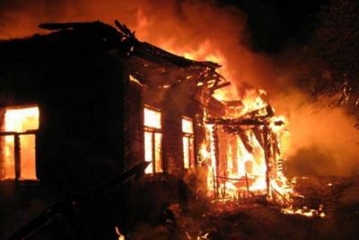 В пожаре в Удмуртии погибла женщина
