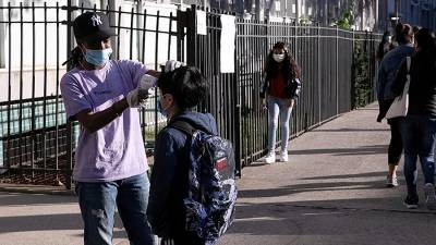 Более 39 тыс. новых случаев коронавируса выявили за сутки в США