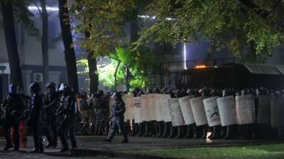 Протесты в Кыргызстане: в Бишкеке пострадали почти 700 человек