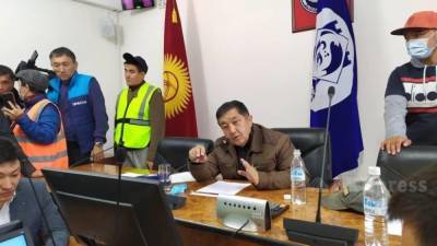 Координационный совет Киргизии берёт власть