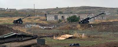 Армения обвинила Азербайджан в полномасштабном наступлении на юге Карабаха