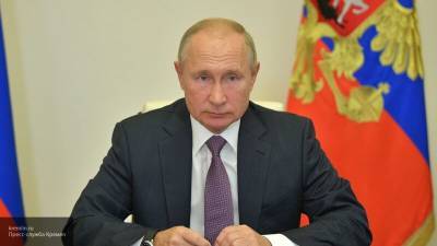Россияне уверены, что Нобелевскую премию мира вручат Владимиру Путину