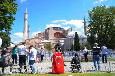 Байден призвал Турцию вернуть собору Святой Софии статус музея