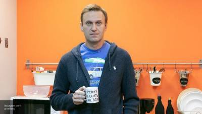 Певчих могла отравить Навального, нанеся яд на его вещи