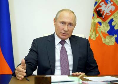 Путин вспомнил о "фантастических" требованиях международных финорганизаций в 1990-е