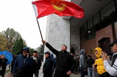 В охваченной протестами Киргизии сменился премьер-министр