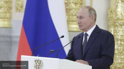 Путин положительно оценил работу Кабмина РФ в пандемию