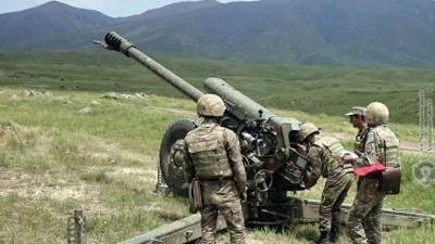 В Армении опровергли обстрел нефтяных объектов Азербайджана