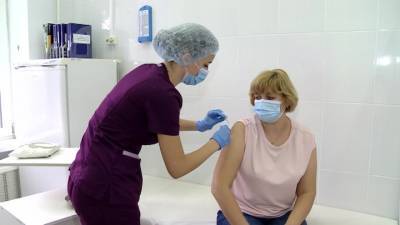 Сотни тысяч жителей Кубани привились от гриппа