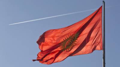 В Киргизии банкам рекомендовано временно приостановить работу