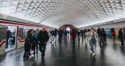 В Тбилисском метро около часу было приостановлено движенние поездов