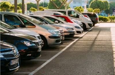 Великобритания ускорит отказ от автомобилей с бензиновыми и дизельными моторами