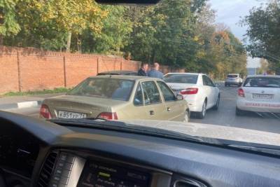 На Тимирязева в Туле из-за ДТП затруднено движение транспорта
