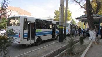 Хокима Самарканда и ряд других местных начальников обязали поездить на автобусе, чтобы понять проблемы людей