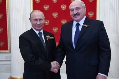 Лукашенко поздравил Путина с днем рождения и назвал своим другом