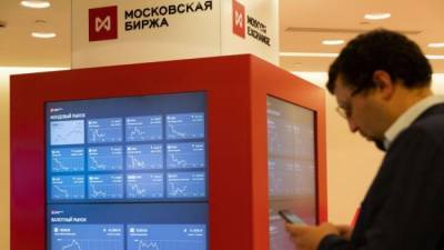 Эксперт: вероятность новых санкций уже заложена в котировки рубля