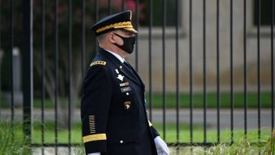 Члены высшего военного руководства США ушли на карантин