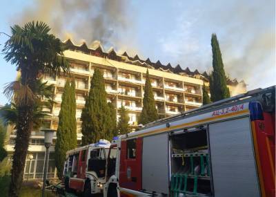 Пожар в санатории Минобороны "Ялта" полностью потушен