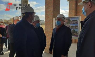 Александр Моор проинспектировал строительство культурных объектов в Ишиме