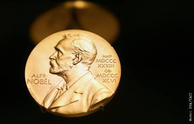 Нобелевскую премию по химии присудили за метод редактирования генома