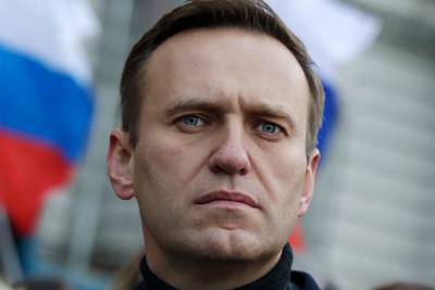 Военный эксперт оценил заявления о незапрещенном «Новичке» в пробах Навального