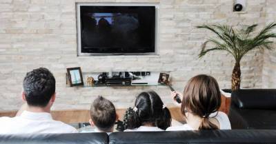 5 полезных советов, как удачно интегрировать телевизор в интерьер гостиной