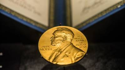 Нобелевскую премию по химии дали за метод редактирования генома