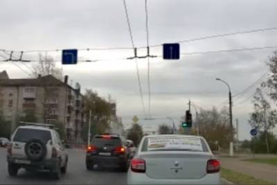 Новый светофор в Твери настраивают для удобства горожан