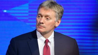 Песков заявил, что РФ не ведет работу над химоружием