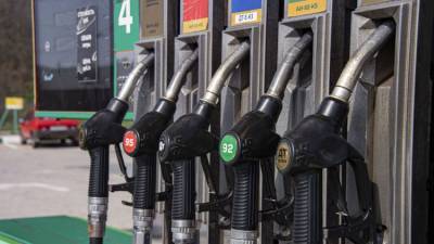 Как снизить цены на бензин в Крыму – рецепт от эксперта