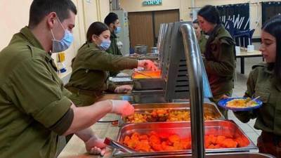Военнослужащие ЦАХАЛа требуют уменьшить порции мяса в армейских столовых