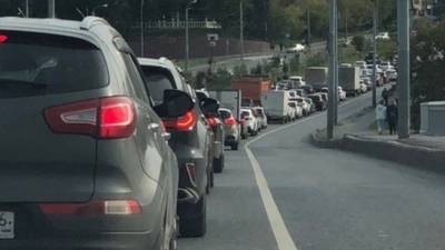 В районе Комарово запретят движение грузовых машин с 30 октября