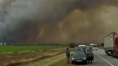 Более 10 сел эвакуируют в Рязанской области из-за пожара на арсенале