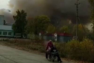 Взрывы боеприпасов под Рязанью: перекрыта трасса, эвакуированы 10 деревень