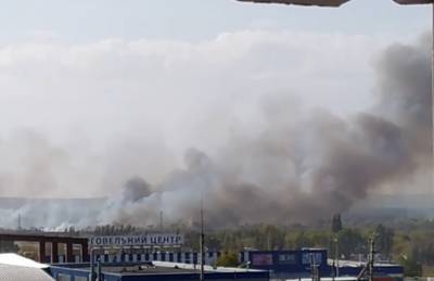 Масштабный пожар вплотную подобрался к Харькову, горят жилые дома: кадры с места ЧП