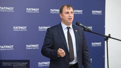 Депутат Вострецов заступился за работников вредных производств