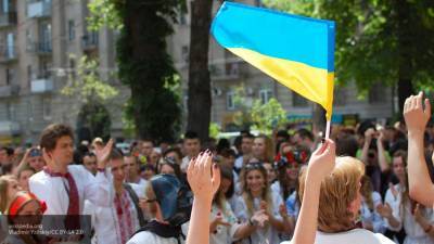 Украинцы представили передвижную хату на базе "Запорожца"