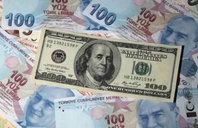 Турецкая лира упала к доллару до рекордного минимума