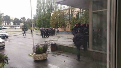 В Киеве Олимпийский колледж пытались захватить во второй раз: "Согнали много полиции"
