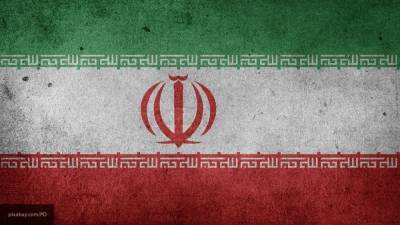 Иранские военные открыли предупредительный огонь по боевикам в Карабахе