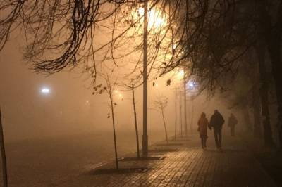 Синоптики предупредили о густом тумане в Киеве: объявлен и уровень опасности
