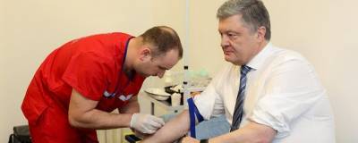 Жена Порошенко сообщила об ухудшении его здоровья после заражения COVID-19