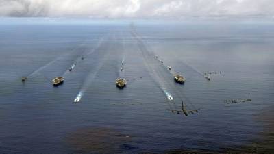 «Новый вызов для Пентагона»: хватит ли ВМС США 500 кораблей и подлодок для сдерживания России и Китая