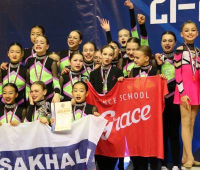 Воспитанницы "Кристалла" включены в сборную России по чир спорту